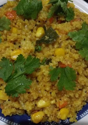 A picture of Corn & veg Dalia (broken wheat).
