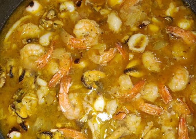 Steps to Make Ultimate Spicy ButterRum SeaFood Mix