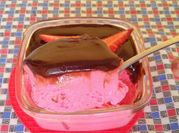 Uma foto de morango gelatina