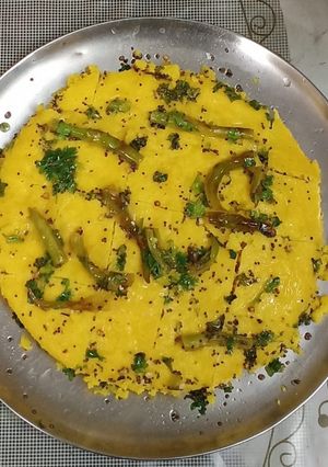 A picture of Sooji Dhokla.