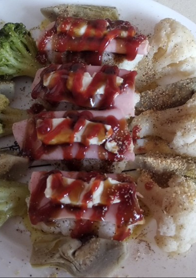 Una foto de Sushi simple con verduras