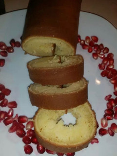 A picture of Swiss roll cake (English version).