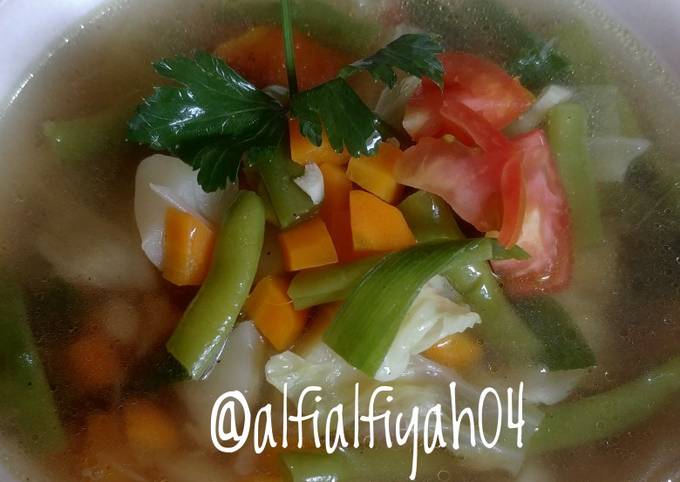 Langkah Mudah untuk Membuat Sayur Sop "rice cooker" Anti Gagal