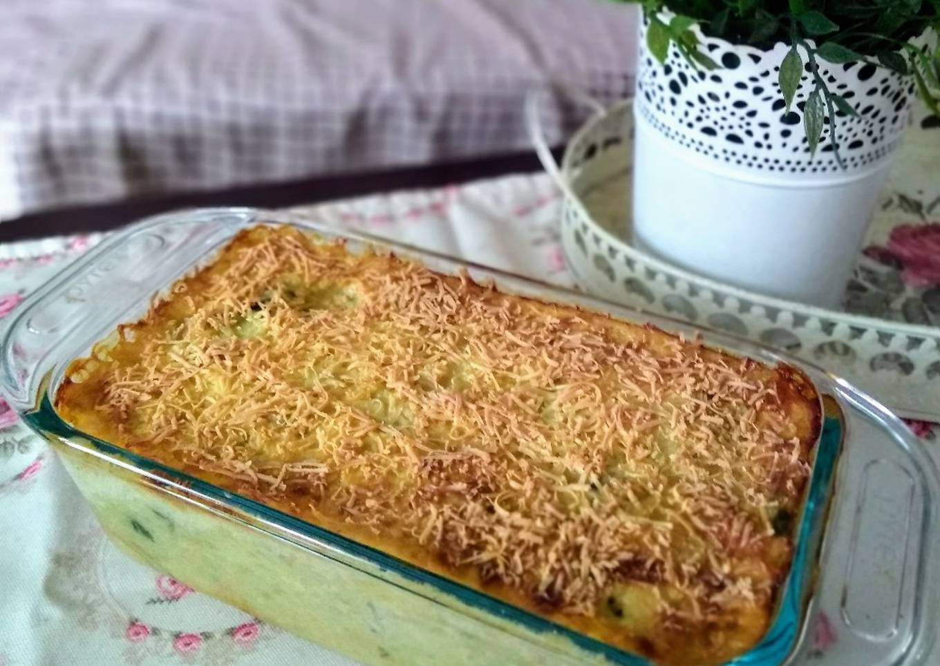 Baked Chicken Potato with Spinach