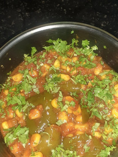 કોર્ન કેપ્સીકમ મસાલા (Corn Capsicum Masala Recipe In Gujarati) રેસીપી મુખ્ય ફોટો