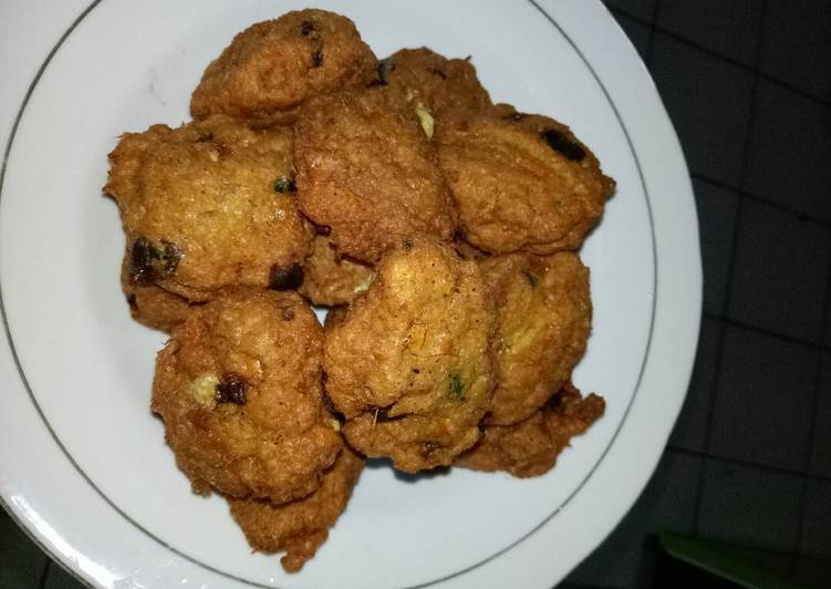 Langkah Mudah untuk Menyiapkan Perkedel kelapa udang (calon), Lezat Sekali