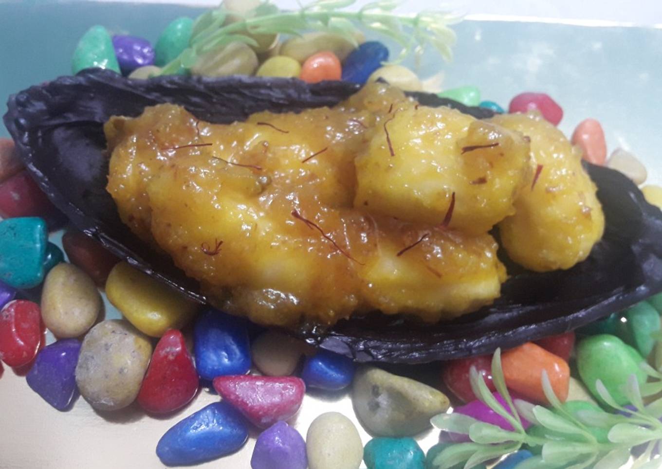 Sweet Banana Curry In Chocolate Boat