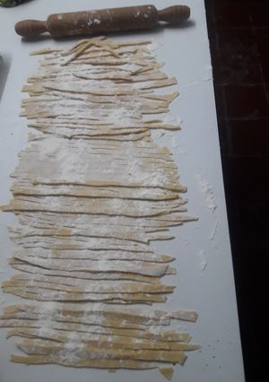 Una foto de Tallarines caseros rústicos