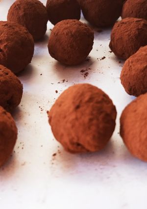 Φωτογραφία της συνταγής Energy balls με δαμάσκηνα αποξηραμένα και κακάο!!