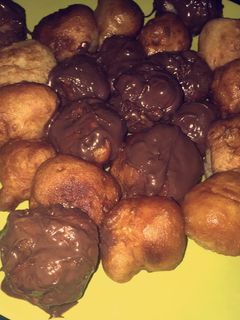 صورة لوصفة لقمة القاضي ، العوامات (بالنستلة)