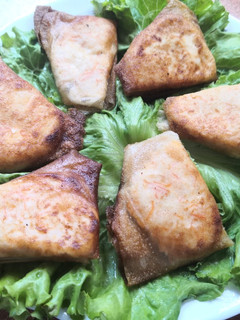 Una foto de Saquitos rellenos de salmón ahumado