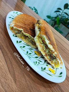 عکسی از دستور ساندویچ مرغ و قارچ🍄🟫🍗