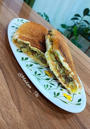 عکسی از دستور ساندویچ مرغ و قارچ🍄🟫🍗