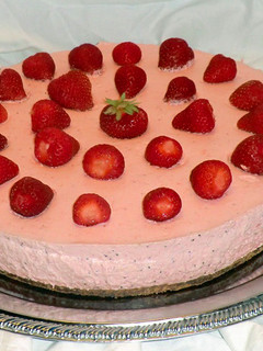 Eper mousse torta recept fotója