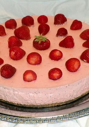 Eper mousse torta recept fotója