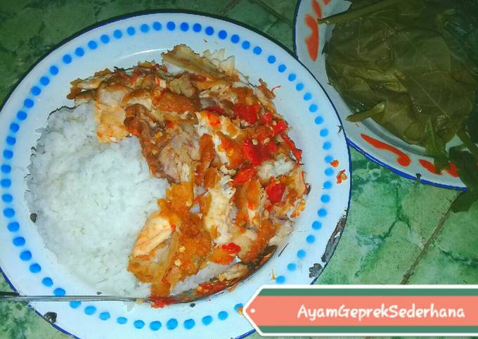 008. Resep Ayam Geprek Sederhana