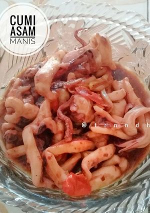 Foto resep Cumi asam manis (kaki lima rasa bintang lima)