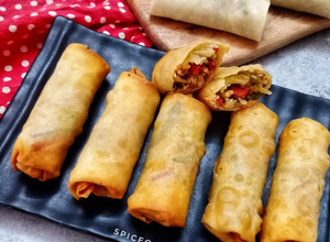 A picture of Vegetarian Spring Rolls.