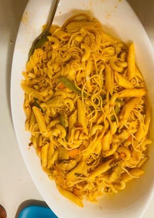 A picture of Mix chowmein.