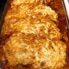 A picture of Stuffed cheesy chicken breasts.