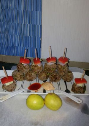 A picture of Cabbage potatoes balls(starter).