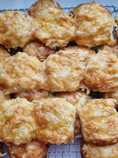 Túrós pogácsa recept fotója