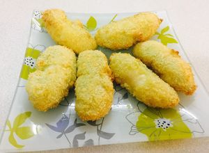 Hình của món Chuối sứ chiên xù.