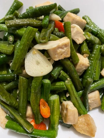 Langkah Mudah untuk Membikin Resep Tumis Kacang Panjang Tahu yang  Bikin Ketagihan Anti Ribet, Uenak Banget