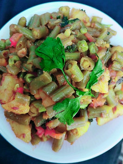 फ्रेंच बींस की सब्जी (French beans ki sabzi recipe in Hindi) रेसिपी मुख्य फोटो