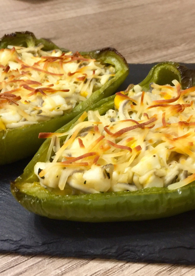 Una foto de Pimientos rellenos de gulas