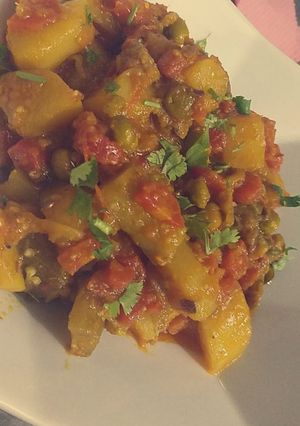 A picture of Mix sabzi.
