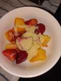 Frutas con leche condensada