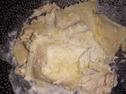 Una foto de raviolis de pollo