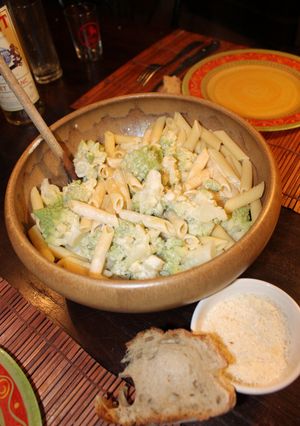 Une photo de Romanesco et pâtes au parmesan