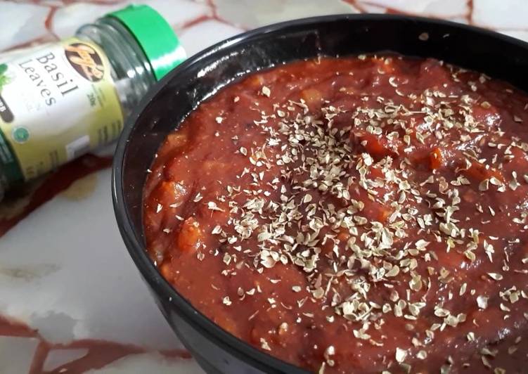 Saus dasar pizza dari chef pakar pizza