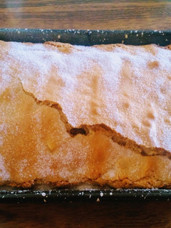 Una foto de Torta de manzana 🍎 y canela