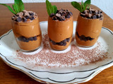 Shot de mousse de dulce de leche con chispas de chocolate 🇺🇾