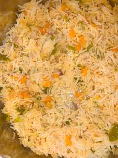 शेजवान फ्राइड राइस (Schezwan fried rice recipe in Hindi) रेसिपी मुख्य फोटो