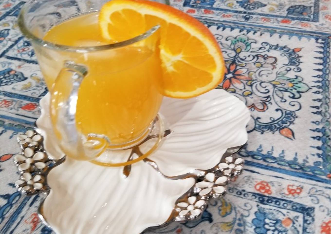 Fresh orange juice