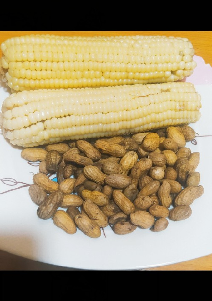 A picture of Boiled Corn and Groundnuts.