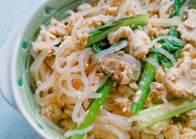 เส้นบุกผัดไข่ (คลีน)