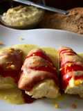 Pimientos rellenos de brandada de bacalao, con salsa curry a la naranja