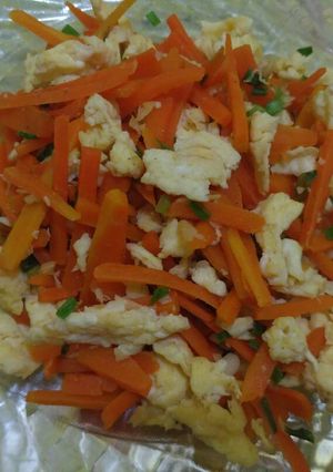Foto resep Menu Diet 2 (Oseng Wortel Telur with ayam bakar) No Oil,No Sugar