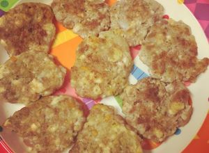 Hình của món Ăn dặm 9 tháng hamburger đậu phụ thịt bò.