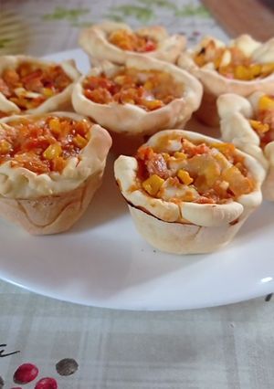 Una foto de Canastitas de atún y choclo 🤤