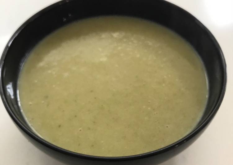 How to Make Perfect Leek and Potato Soup