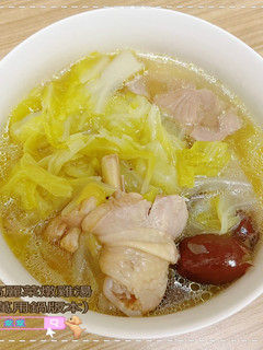 高麗菜燉雞湯(萬用鍋版本) 的食譜成品照片