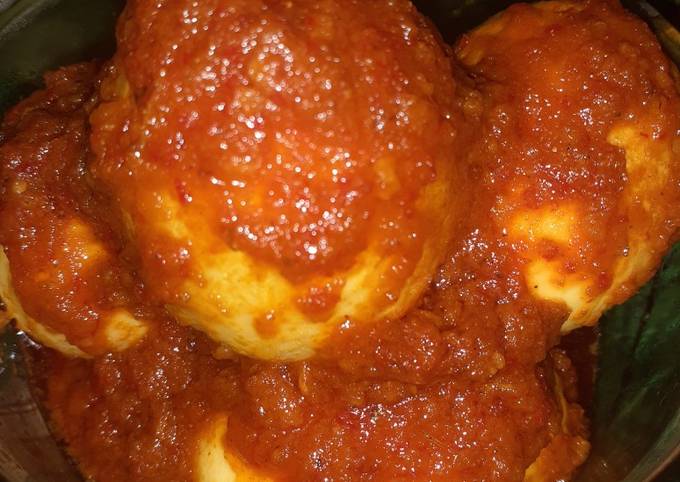 Telur bumbu balado spesial