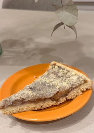 Una foto de Tarta de manzanas y frutos secos con crumble🇦🇷