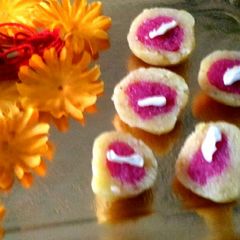 A picture of Potato and semolina laddu.
